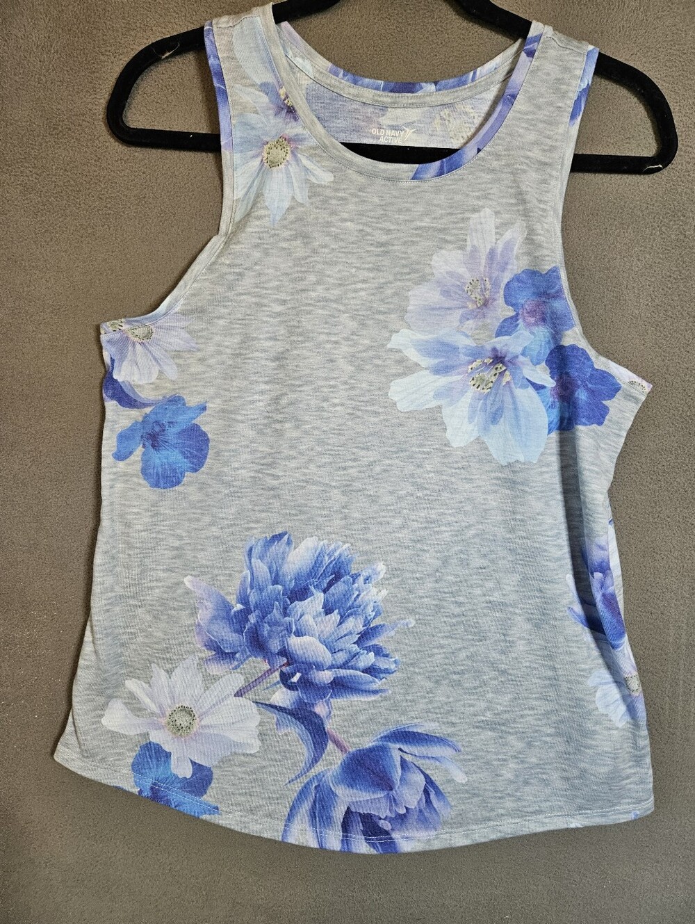 Old Navy Active Womens Medium Tank Top Shirt Blue Floral Scoopneck Go Dry